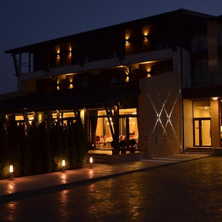 Pensiunea Sara Focşani Exterior foto